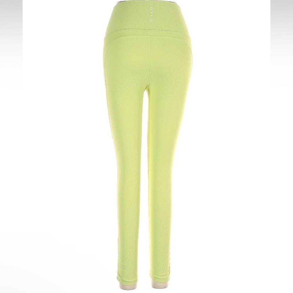 Wilo The Label Lime Green Ruched Bottom Capri Leggings 45348
